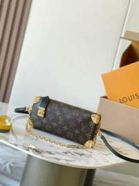 Picture of Louis Vuitton Handbags _SKUfw240128072fw